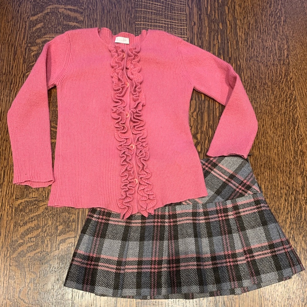 Ilgufo beautiful grey plaid skirt & coral sweater outfit size 2